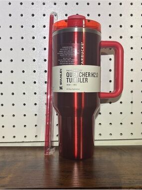 Starbucks x Stanley 40 oz Quencher H2.0